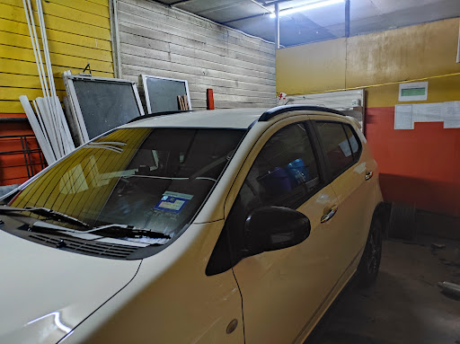 Tan Tinted Film & Accessories