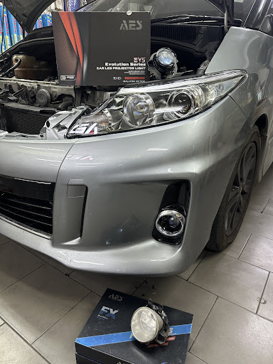 YANG CAR ACCESSORIES &TINTED YANG CAR ACCESSORIES &TINTED