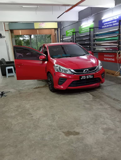 Tinted kedai