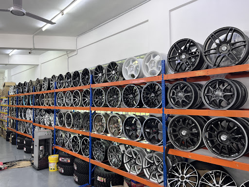 INFINITY AUTO TIRES & ACCESSORIES CENTRE INFINITY AUTO TIRES & ACCESSORIES CENTRE