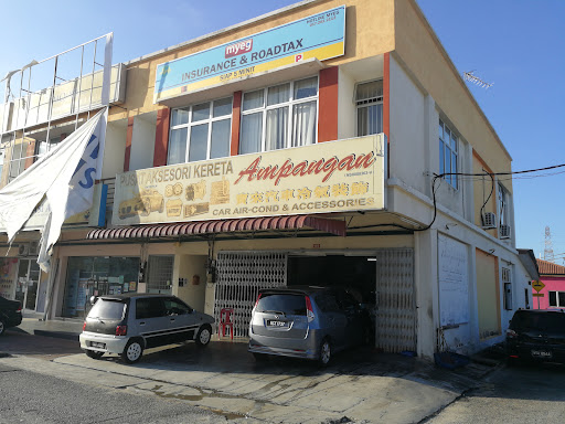 Pusat Aksesori Kereta Ampangan