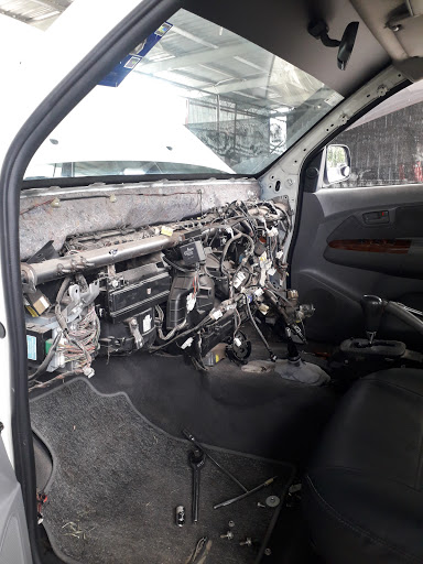 Az Car Aircond & Accessory