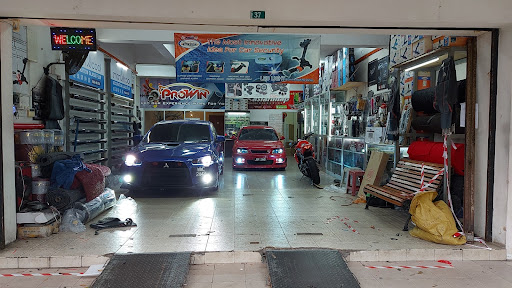 Pro Win Car Accessories & Tint Shop Pro Win Car Accessories & Tint Shop