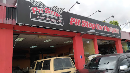 Pit Stop Car Body Kit Pit Stop Car Body Kit