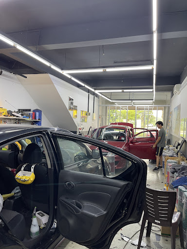 VS Pro Car Tinted & Accessories (Jalan Bunga Pakma) VS Pro Car Tinted & Accessories (Jalan Bunga Pakma)