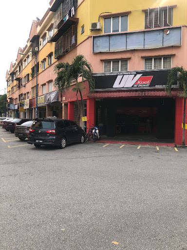 UV Kool Tint Gombak (Tinted Kereta Premium)