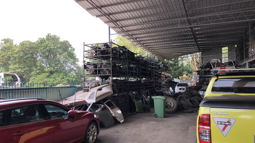 LH Auto Parts Company