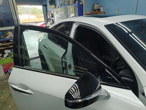 Top Twins Car Tinted & Accesories