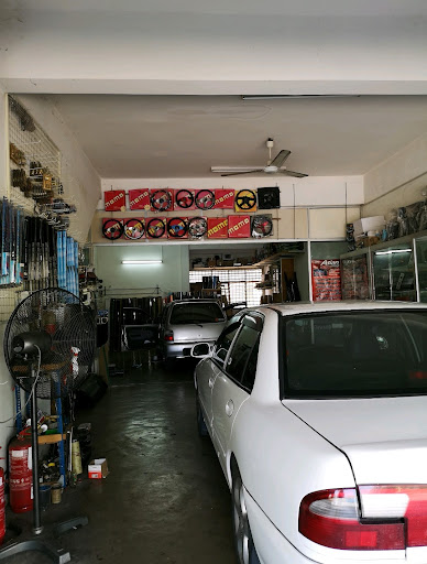 Sun Shine Auto Accessories 阳光汽车膜镜与装饰 Sun Shine Auto Accessories 阳光汽车膜镜与装饰