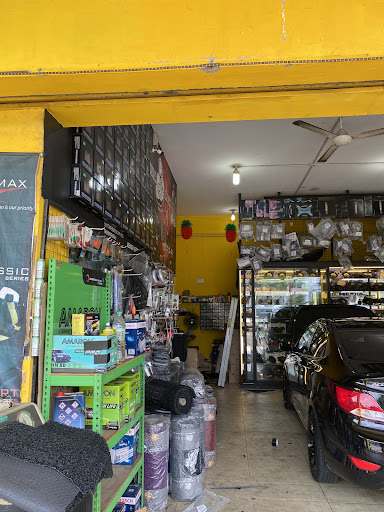 7 Audio Car Accessories