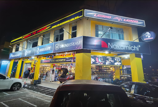 Layang-layang Car Accessories Setia Tropika